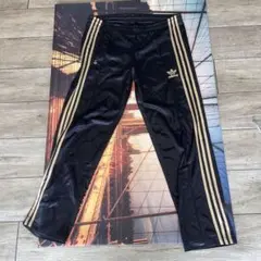 [美品] adidasトラックパンツ90s 90s adidasアディダス トレフォイル ロゴ刺繍 トラックパンツ 黒