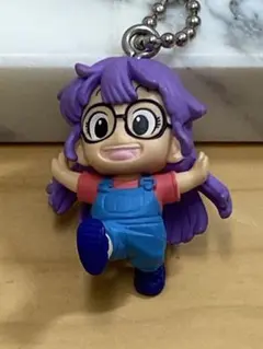 アラレちゃん 無版権 キーホルダー 当時物 首可動式ソフビ - メルカリ