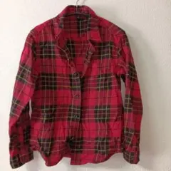 UNIQLO赤と黒のチェック柄 長袖シャツ130センチ
