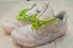 ASICS　アンプレアルスロー2