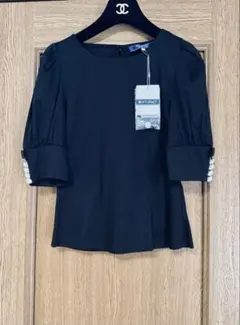 エムズグレイシー❤️カタログ・インスタ掲載パール＆リボン付きカットソーブラックのサムネイル