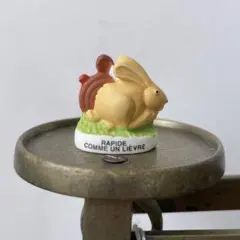 ヴィンテージ フランス フェーブ 陶器 走るフェレット 1057 - メルカリ