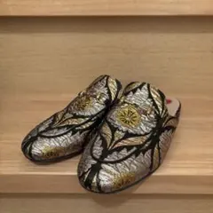 GUCCI スリッパのサムネイル