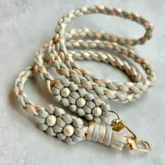 スマホ　ストラップ　ショルダーストラップ　お花　パラコード　マクラメ編み　ギフト