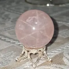 天然石✨️スターローズクォーツ　スフィア✨️六芒星　虹あり　台座付き①