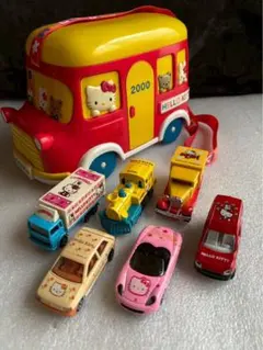 サンリオ ハローキティ ミニカー レトロ 希少 サンリオ ハローキティ車 レトロミニクーパー ピンク ミニカー 当時物