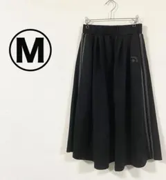 ブラックスカート　コンバースロングレディーススカート　スポーツ　ライン入り　Ｍ