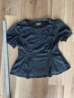 JILL ネイビー　花柄　刺繍入り　半袖ブラウス Sのサムネイル