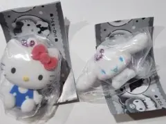 ハローキティ シナモロール　ふわふわフロッキーマスコット