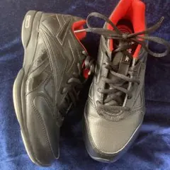 美品 リーボック イージートーン スニーカー 23.5 ブラック レッド 黒