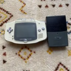 任天堂　GBA本体　ゲームボーイアドバンス本体　白　Nintendo　希少 任天堂（Nintendo） GBA ゲームボーイアドバンス 本体 電池カバー付