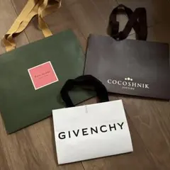 GIVENCHY、COCOSHNIK、ケイトスペード紙袋のサムネイル