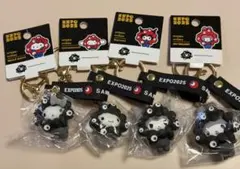 【4個セット】万博限定 サンリオ 黒ミャクミャク キーホルダー