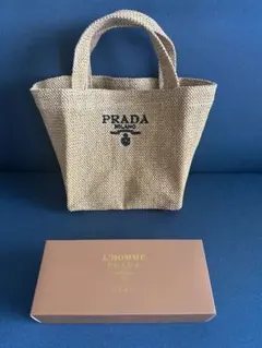 2026年最新】prada ノベルティ トートバッグの人気アイテム - メルカリ