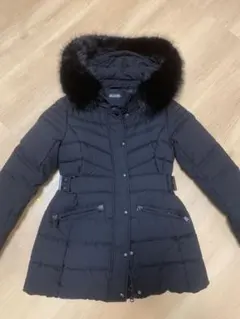 黒 ダウンジャケット フード付き