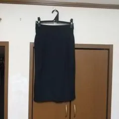 ALPHA CUBIC 黒タイトスカート