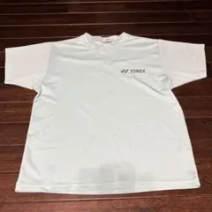 YONEX ライトグリーンロゴ入りシャツ