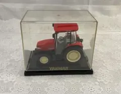 YANMAR トラクター ミニカー 模型 ディスプレイケース付のサムネイル