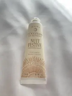 L'Occitane Nuit Festive ハンドクリーム 30ml