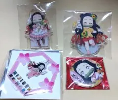 鬼滅の刃　竈門禰豆子　アクスタ&缶バッジセット