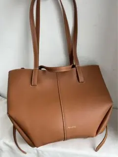 POLÈNE レザートートバッグ