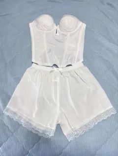 ブライダルインナー　バストE65