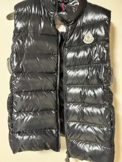 美品 MONCLER モンクレール GHANA ガーナ ダウンベスト - メルカリ