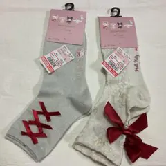 しまむらサンリオハローキティと青木美沙子、赤リボン付きソックス2足23-25cm