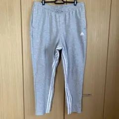 adidas グレー ジャージパンツ 3本ライン