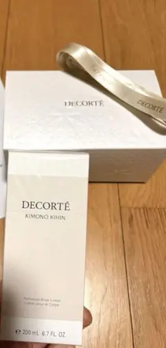 新品　DECORTE KIMONO KIHIN ボディローション ラッピング付き