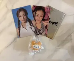 ジヒョ　キーホルダートレカセット　TWICE