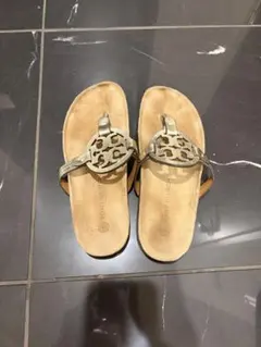 【TORY BURCH】 トングサンダル ゴールド 6 1/2