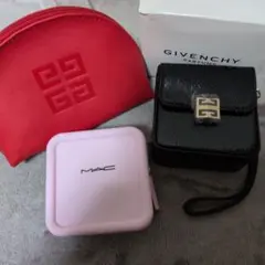 【未使用】ジバンシイ　Ｍ・Ａ・Ｃ　ポーチ３つセット