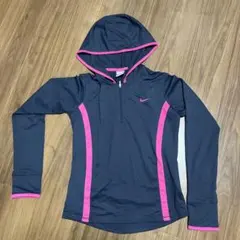 ナイキ　スポーツウエア　ハーフジップ