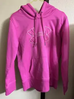 アンダーアーマー フード付きパーカー ピンク