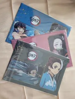 鬼滅の刃　クリアファイル 竈門炭治郎、竈門禰豆子、嘴平伊之助　3枚セット