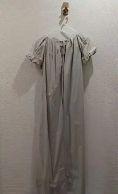 極美品】IENA タイプライターギャザーワンピース パフスリーブライト