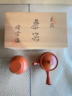 萬古焼 山水彫刻・漢詩刻 急須 二点揃い 木箱付 煎茶道具 倉庫保管品