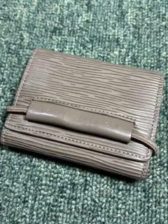 Louis Vuitton エピレザー カードケース グレー