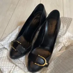グッチ　ヒール　GUCCI パンプス　ミュール　プラダ　ハイヒールのサムネイル