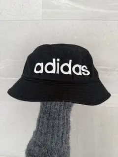 adidas バケットハット