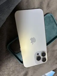 Apple iPhone 13 Pro Max ゴールド 本体