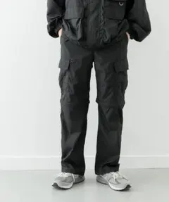 ITEMS URBAN RESEAHCH【M】2WAYカーゴパンツ　黒　着回しのサムネイル