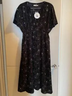 honono シャーリングスリーブワンピース　マタニティ Flower Sサイズ