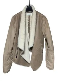 Bershkaジャケット