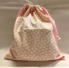 【おまとめ可】花柄巾着袋　　　　 着替え袋①