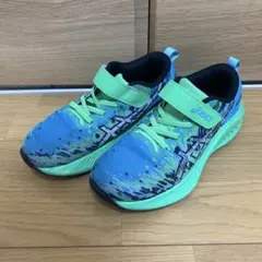 asics キッズスニーカー 青/緑　22cm