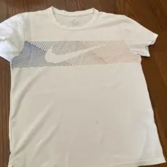 Nike ストライプデザイン Tシャツ sサイズ