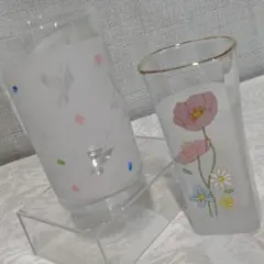 【昭和レトロ】小花と蝶々＆スクエアお花 グラス2脚セット(送料1000円)