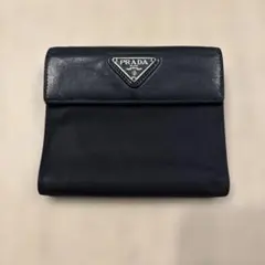 プラダ　財布